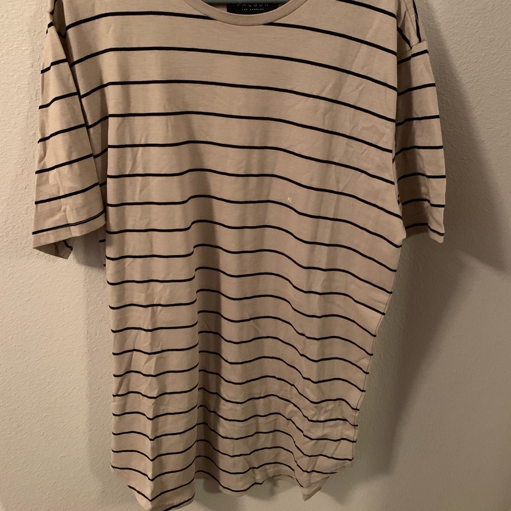 PacSun Men’s XL T shirt
